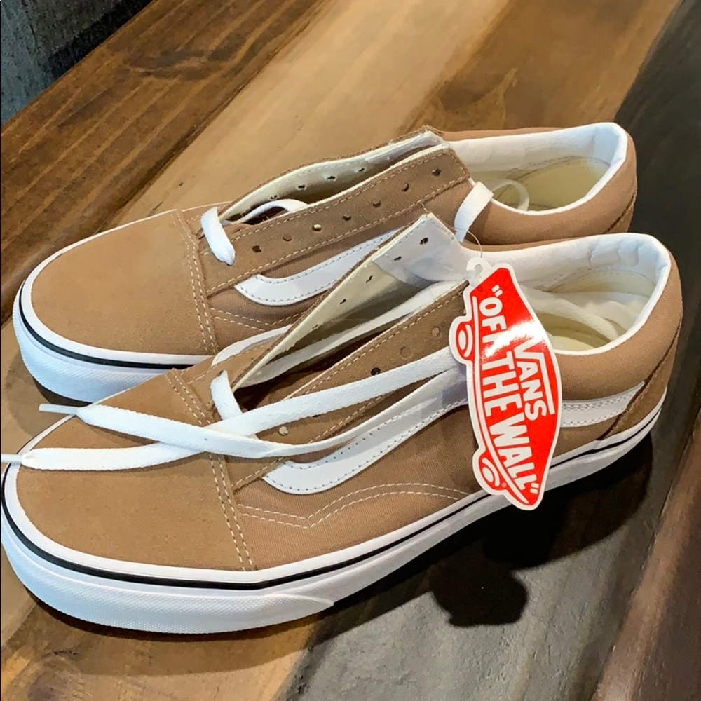 Tan vans